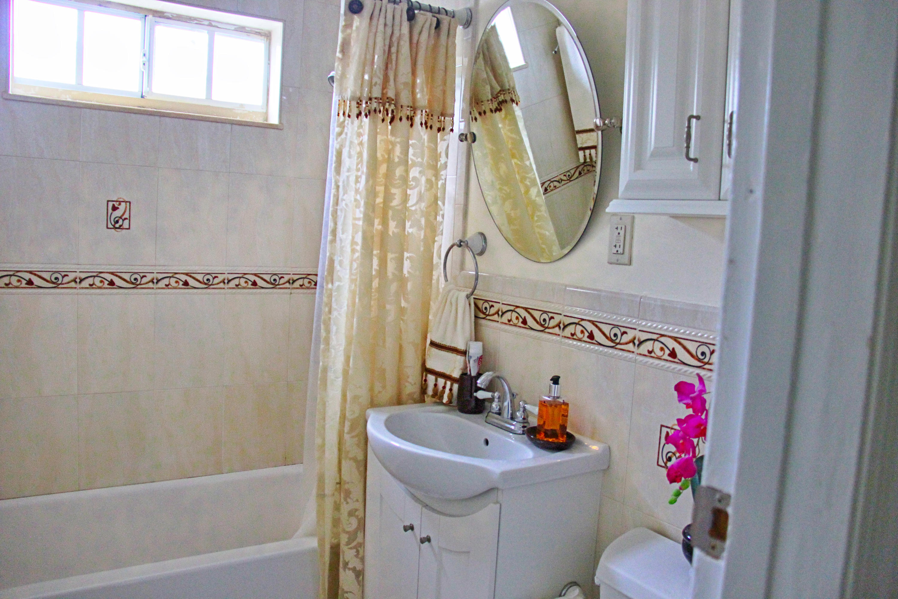 935 Churchill Road West Palm Beach, FL 33405 - Photo 10 of 17 IMG_4459