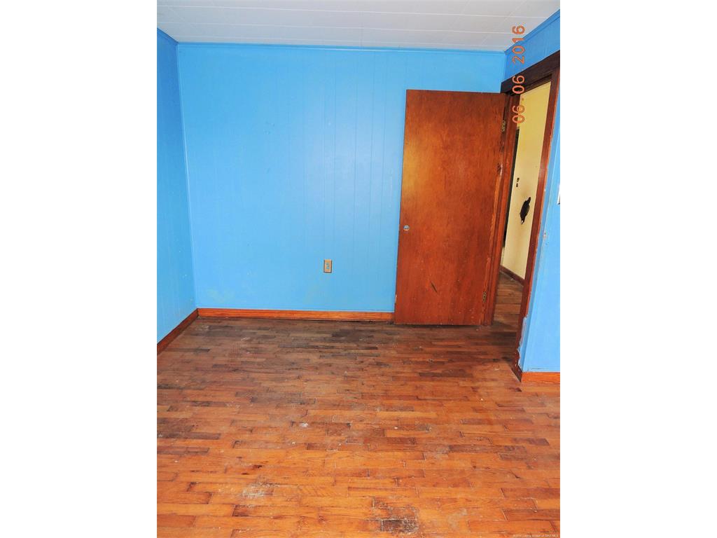 406 Cox Ferry Road Salem, IN 47167 - Photo 8 of 14 Gallery Image 8
