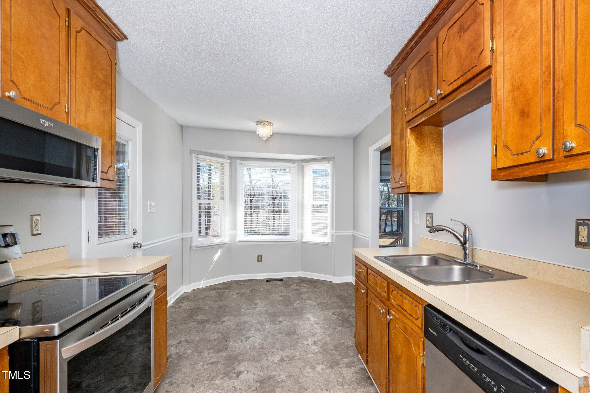 3401 Belin Court Raleigh, NC 27616 - Photo 9 of 31 11-web-or-mls-3401 Belin - 33 images - T