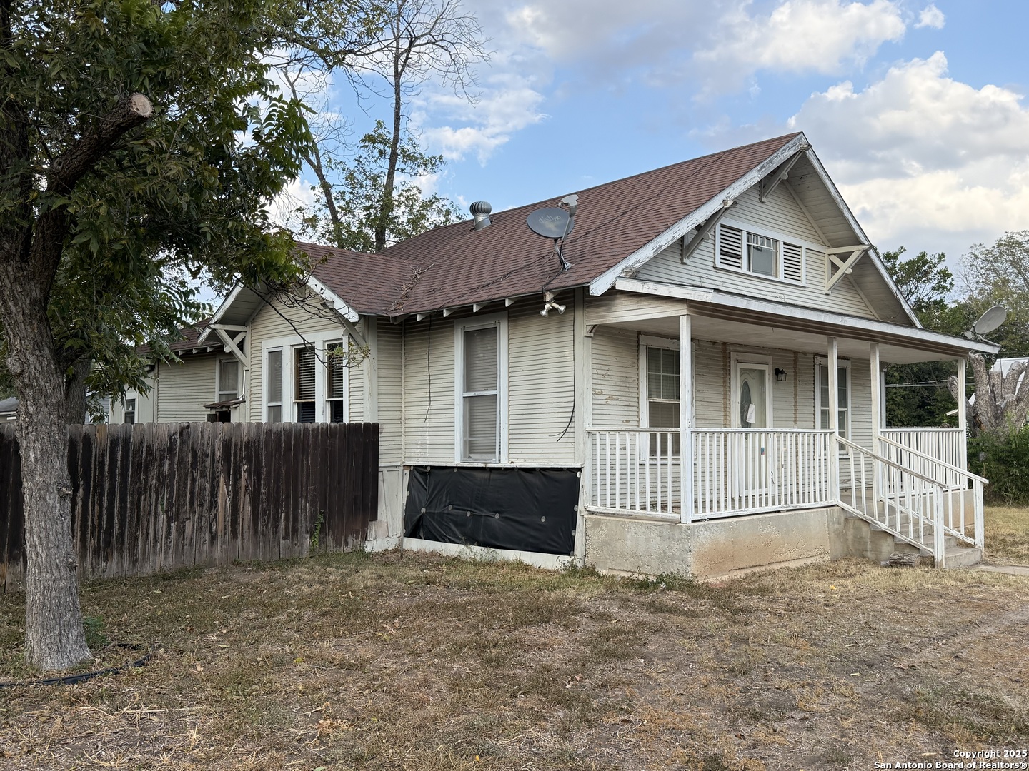 1902 22nd Street Hondo, TX 78861 - Photo 13 of 15