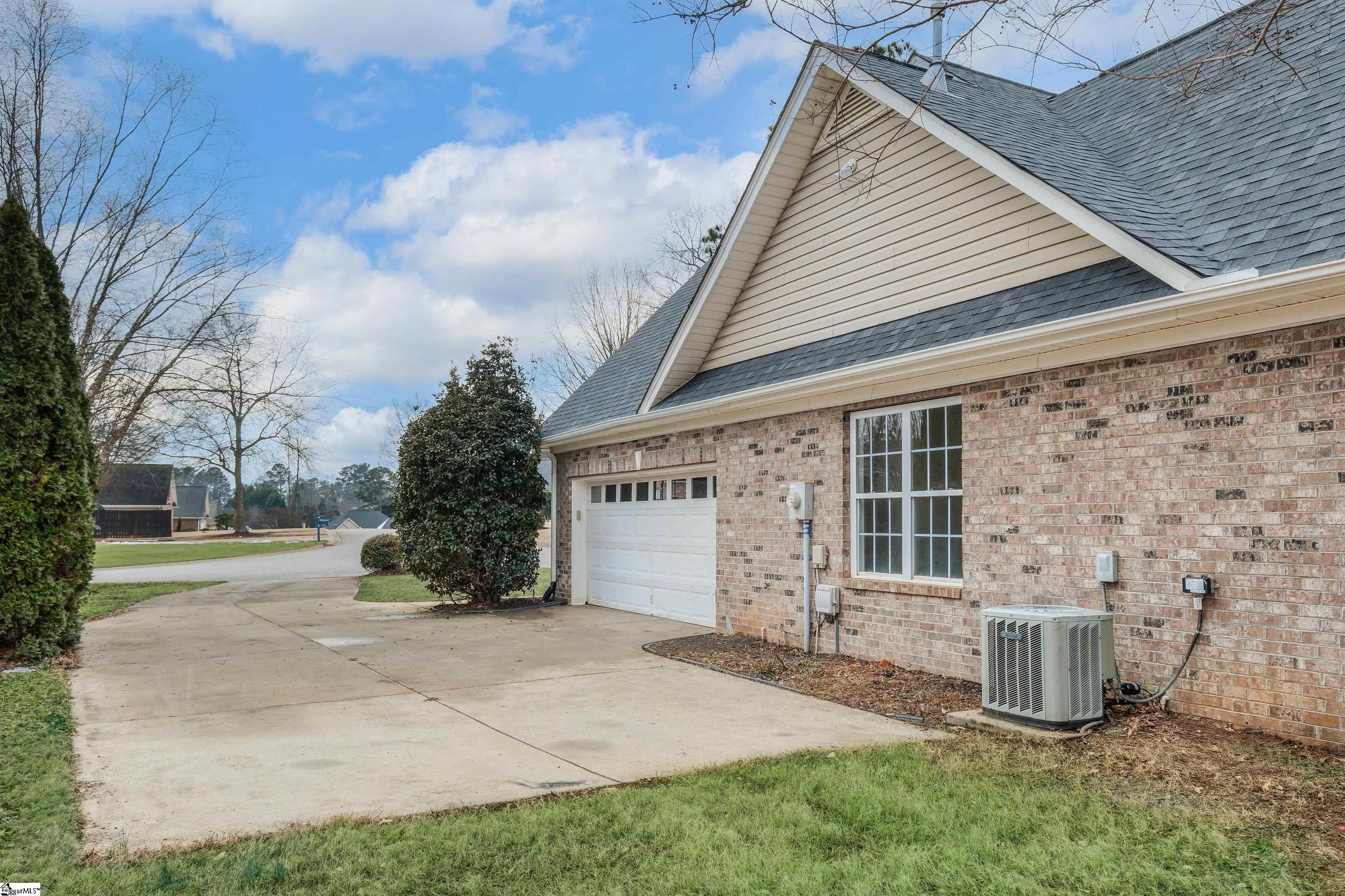 337 Rhapsody Lane Boiling Springs, SC 29316 - Photo 33 of 48