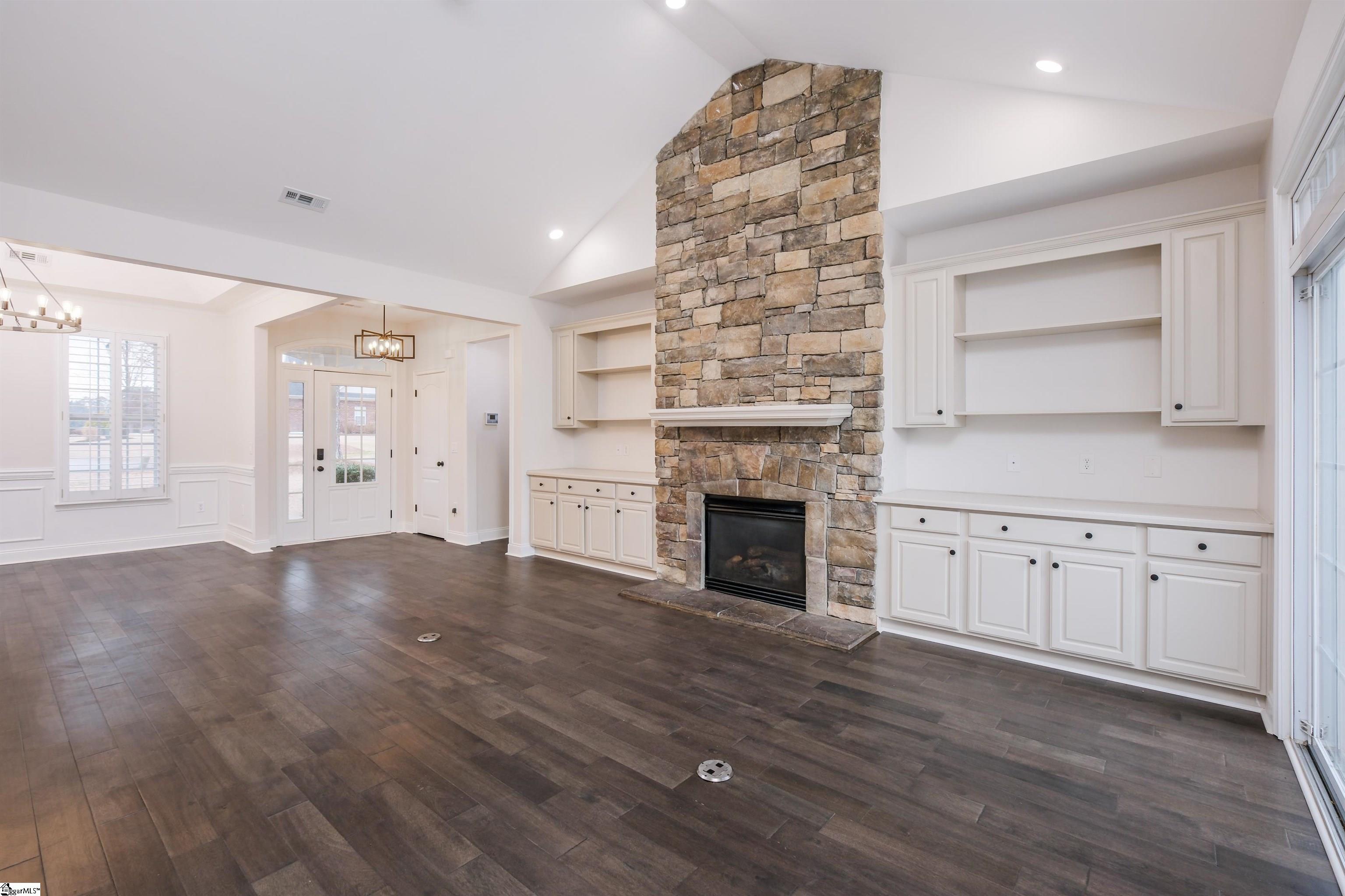 337 Rhapsody Lane Boiling Springs, SC 29316 - Photo 6 of 48