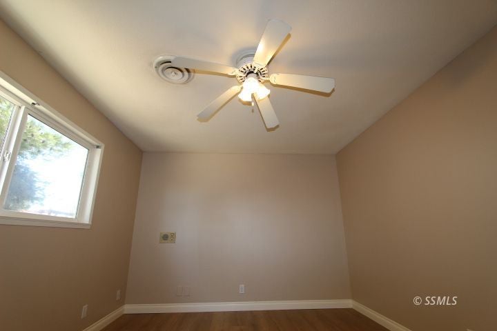 129 South Sunland Street Ridgecrest, CA 93555 - Photo 22 of 39 Gallery Image 22