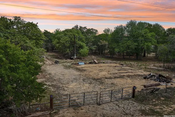 $125,000 | 2424 Hickory Forrest Drive, Seguin, TX 78155