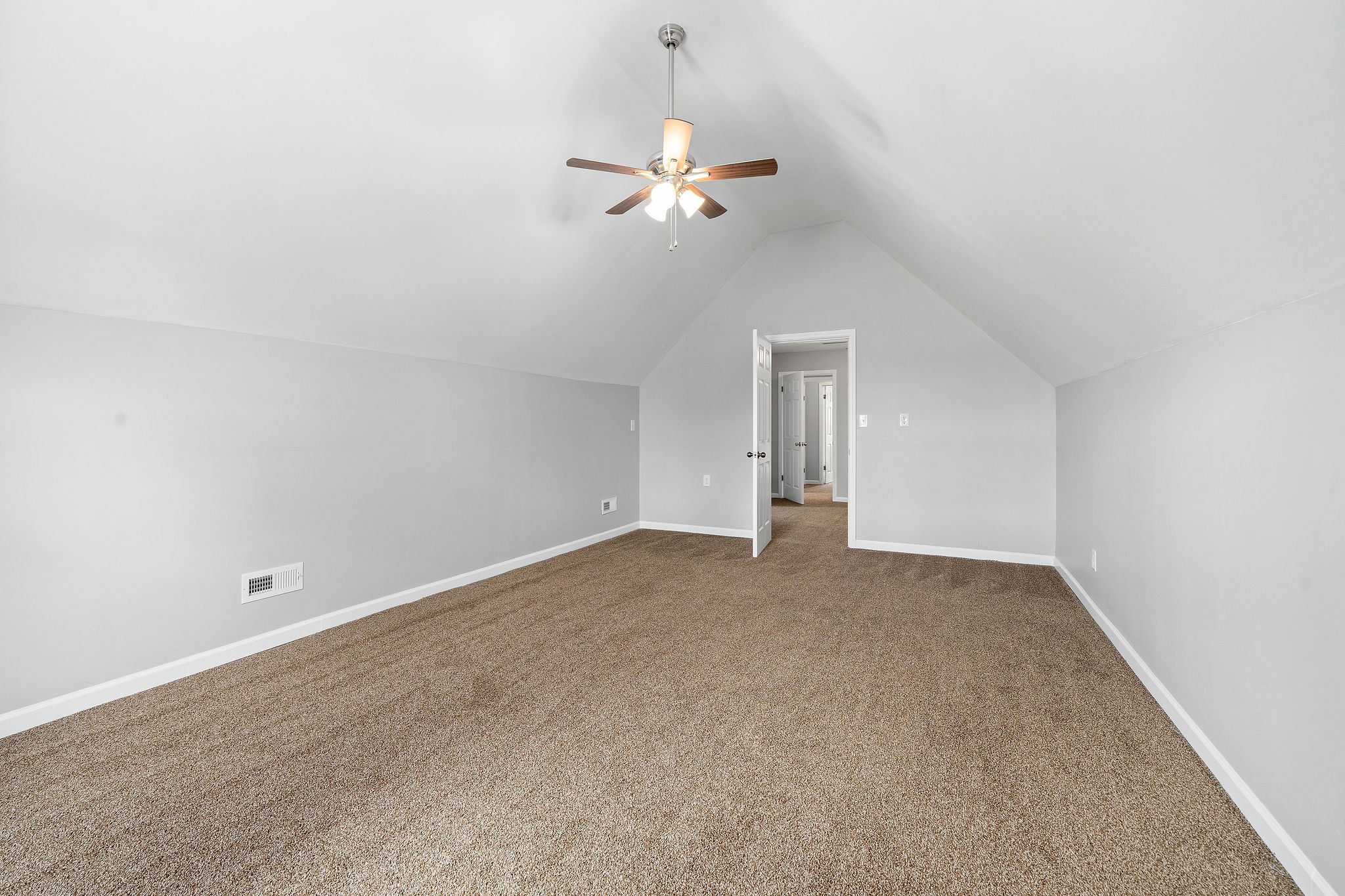 487 Port Royal Road Clarksville, TN 37040 - Photo 18 of 23 Gallery Image 18