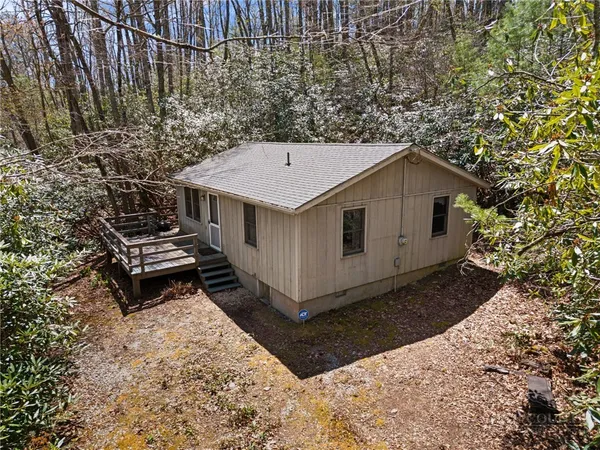 $225,000 | 8977 Rose Hollow Avenue, Newland, NC 28657