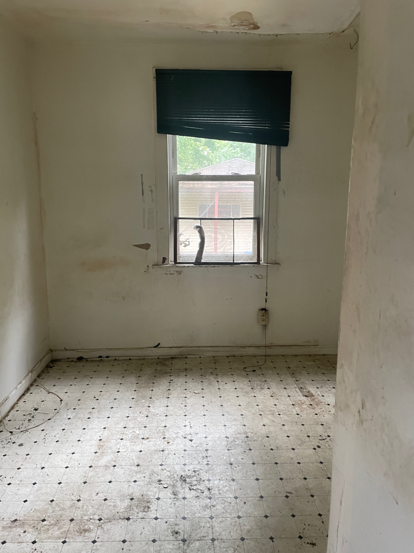 5803 South May Street Chicago, IL 60621 - Photo 4 of 11 Gallery Image 4