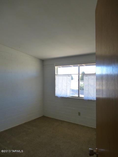 210 Dale Road Pearce, AZ 85625 - Photo 8 of 18 Gallery Image 8