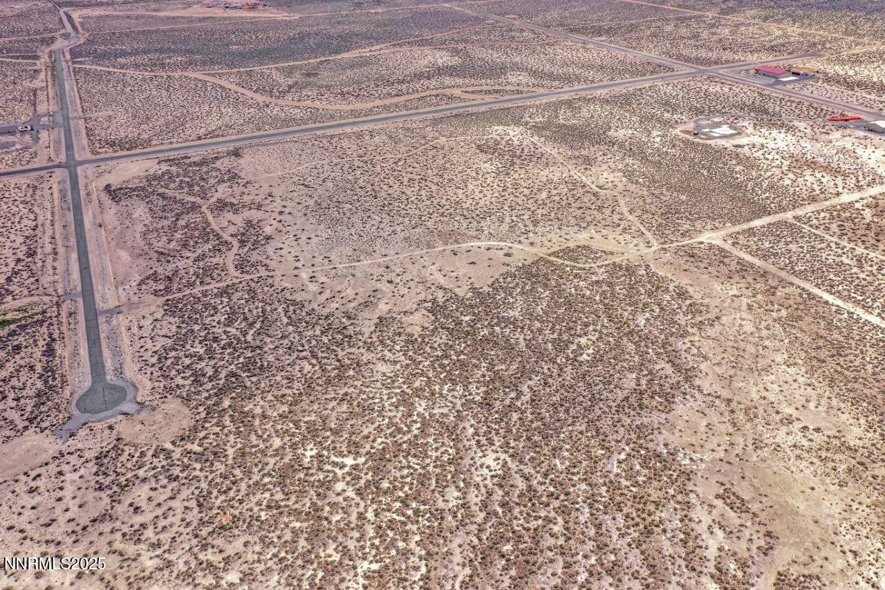 5550 Flying Eagle Drive Reno, NV 89510 - Photo 19 of 38 a bathroom with a shower