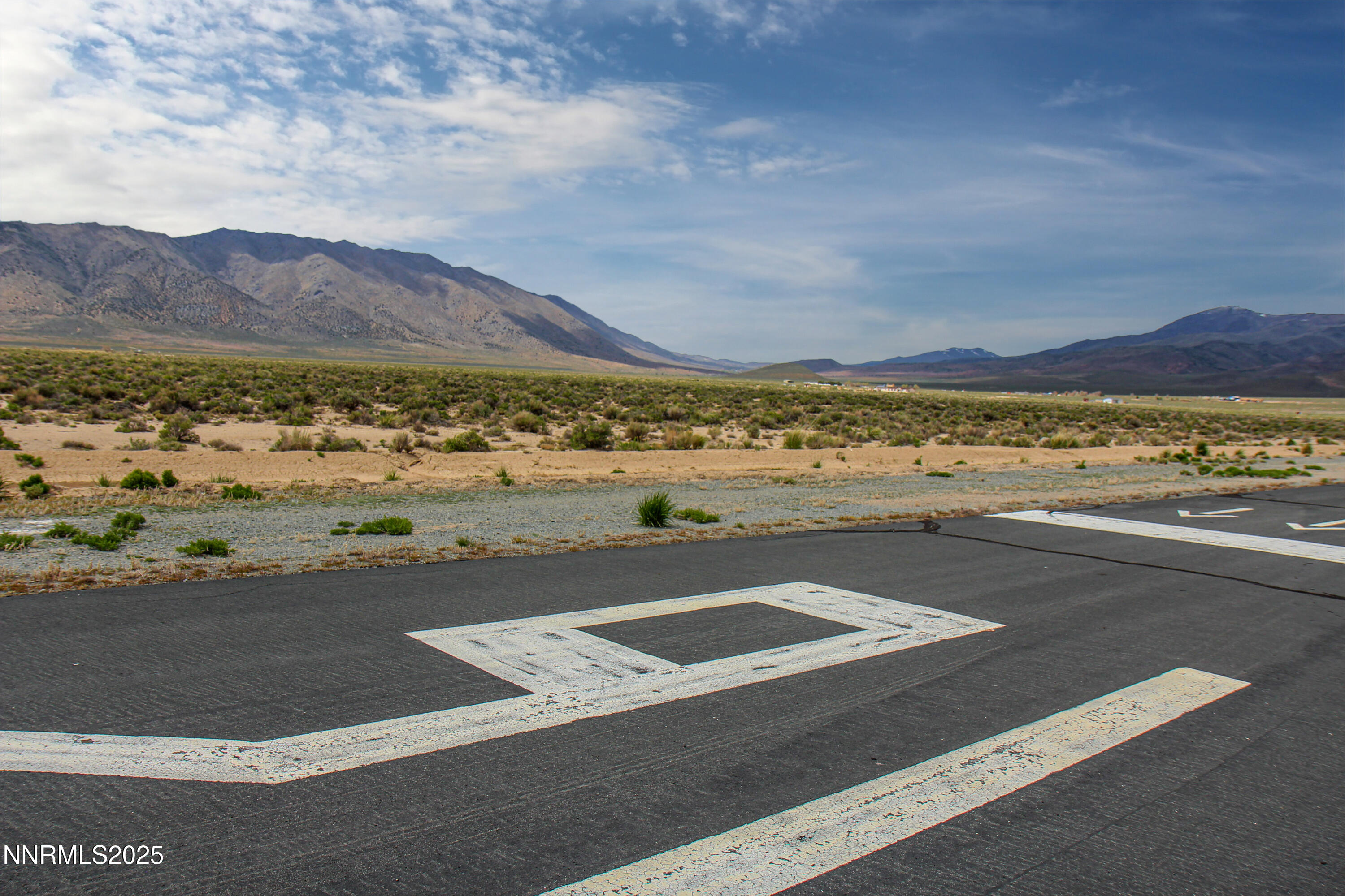 5550 Flying Eagle Drive Reno, NV 89510 - Photo 34 of 38 a view of an ocean and a mountain