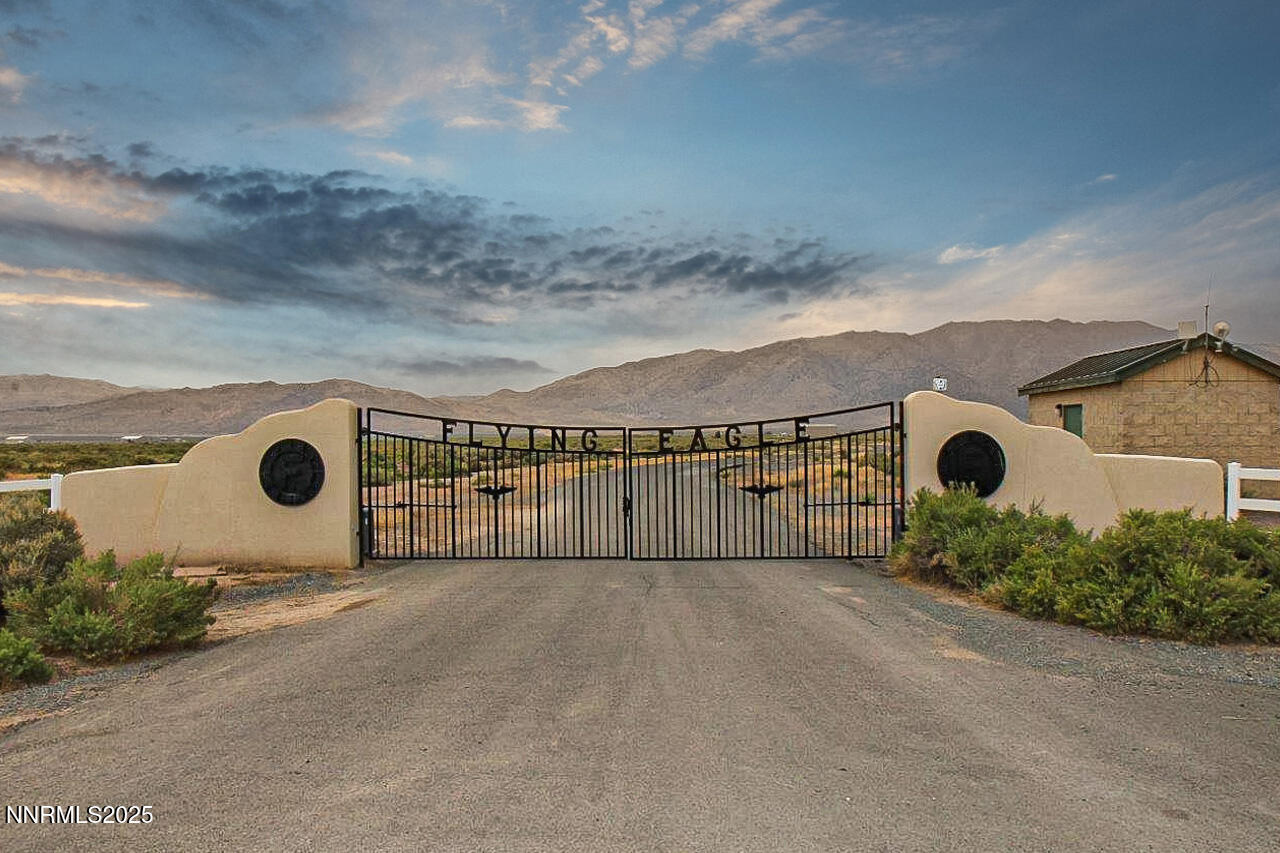 5550 Flying Eagle Drive Reno, NV 89510 - Photo 4 of 38