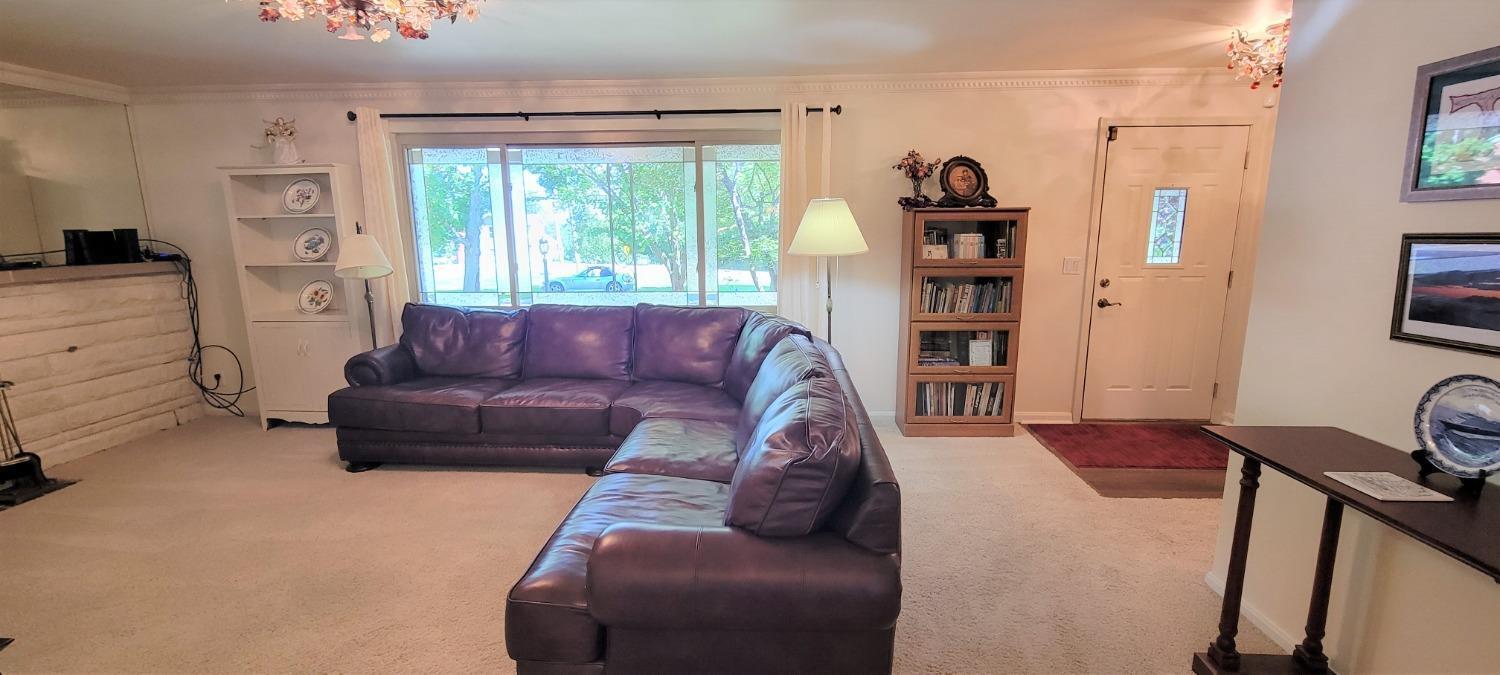 4377 Jessup Road Cincinnati, OH 45247 - Photo 10 of 44