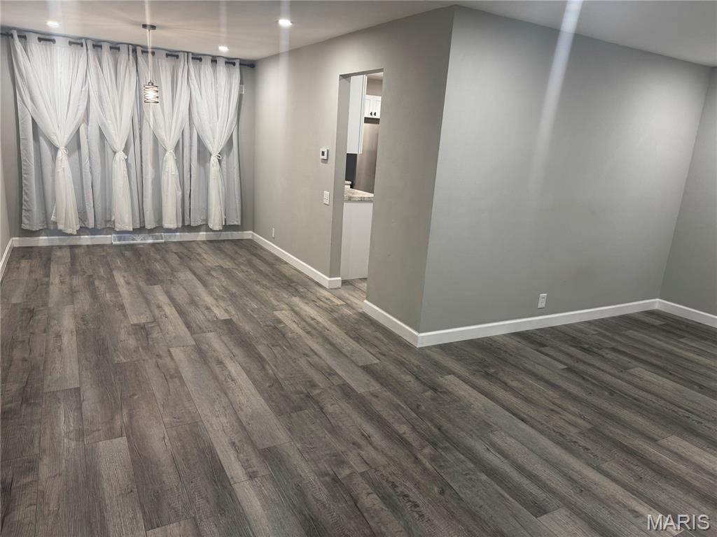 9619 Perch Drive St. Louis, MO 63136 - Photo 6 of 27