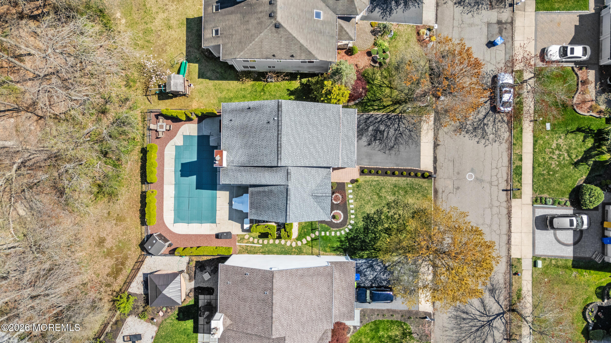 126 Wainwright Drive Old Bridge, NJ 07747 - Photo 50 of 54 an aerial view of a house with a garden