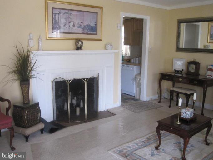 10602 Inwood Avenue Silver Spring, MD 20902 - Photo 4 of 6 Family Room #3