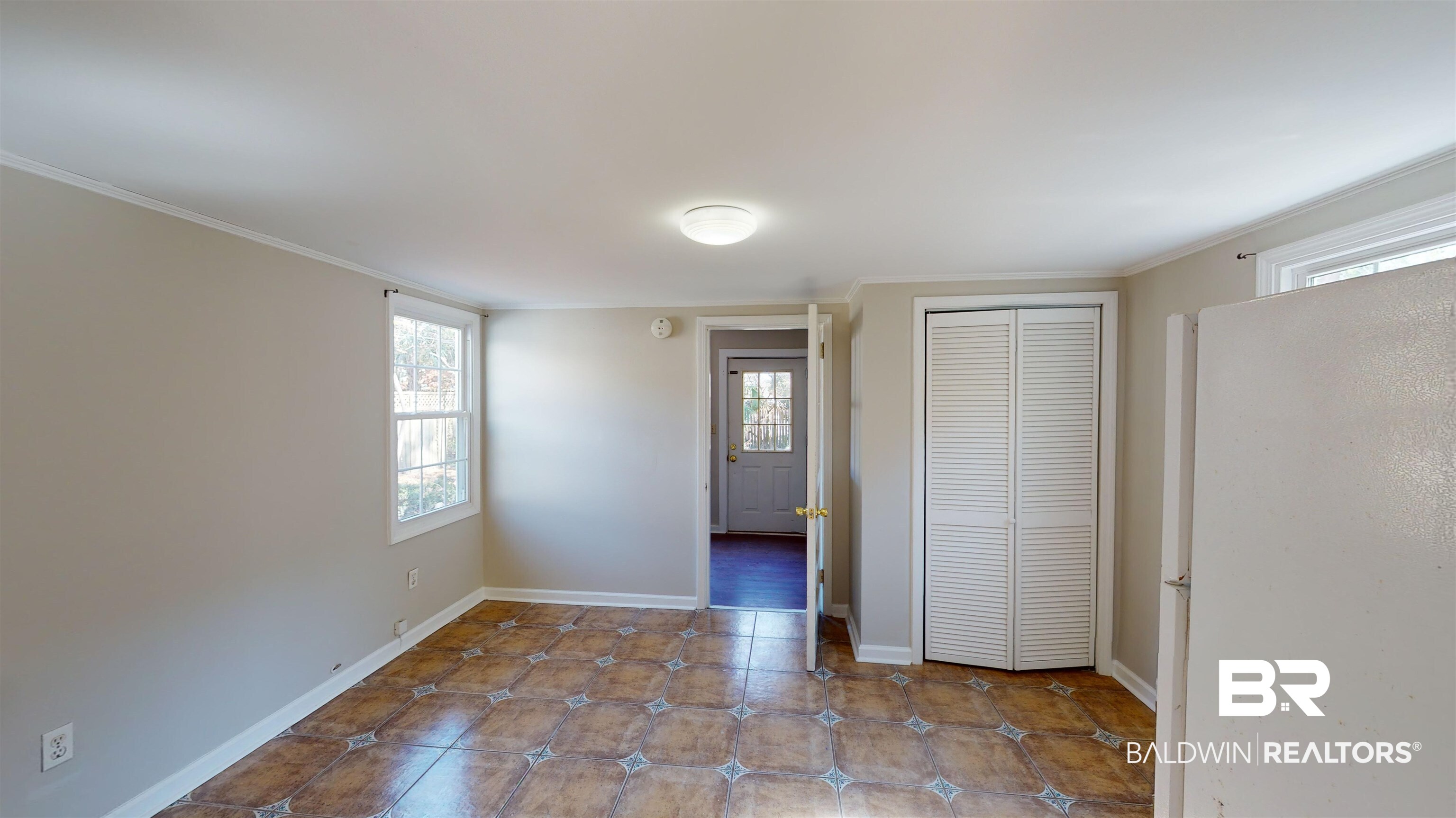 120 Florence Place Mobile, AL 36607 - Photo 8 of 15