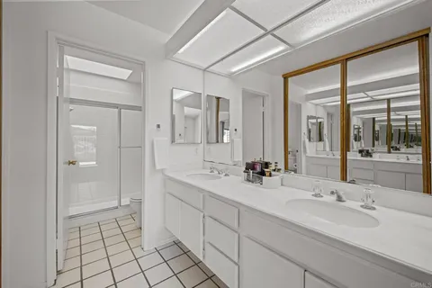 $725,000 | 1065 Brewley Lane, Vista, CA 92081