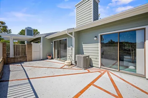 $725,000 | 1065 Brewley Lane, Vista, CA 92081