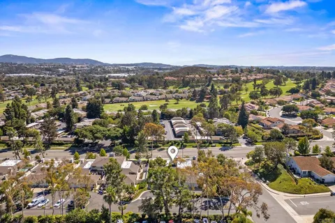 $725,000 | 1065 Brewley Lane, Vista, CA 92081