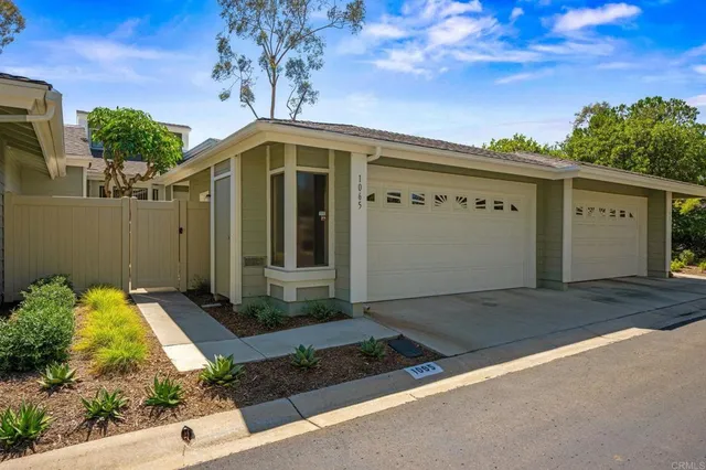 $725,000 | 1065 Brewley Lane, Vista, CA 92081
