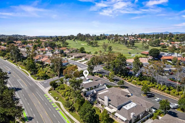 $725,000 | 1065 Brewley Lane, Vista, CA 92081