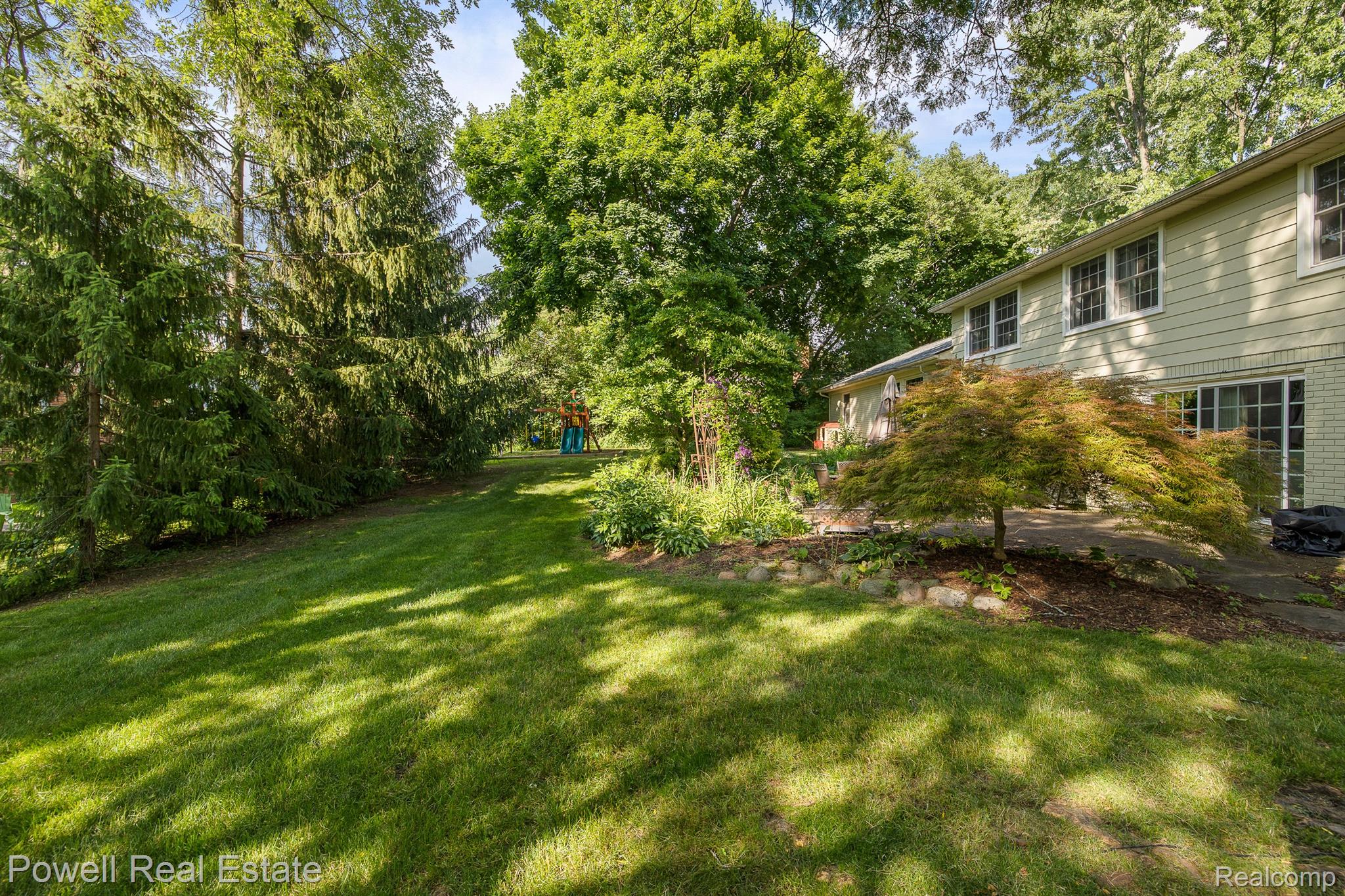 803 Satterlee Road Bloomfield Hills, MI 48304 - Photo 43 of 47 Rear Exterior (2 of 5)