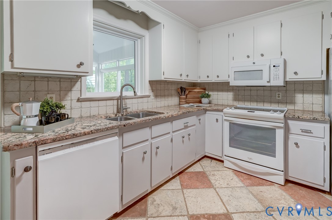 9699 Iredell Road Richmond, VA 23235 - Photo 14 of 49 Gallery Image 14
