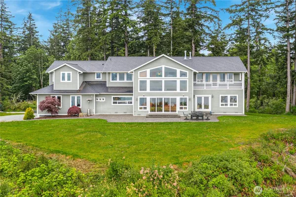 $1,475,000 | 4075 South Preserve Drive, Camano Island, WA 98282