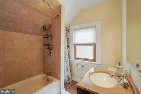 $625,000 | 971 Henry Avenue, Wayne, PA 19087