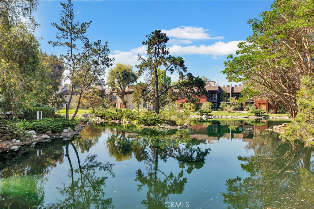 11108 Summertime Lane Culver City, CA 90230 - Photo 15 of 35 a view of lake