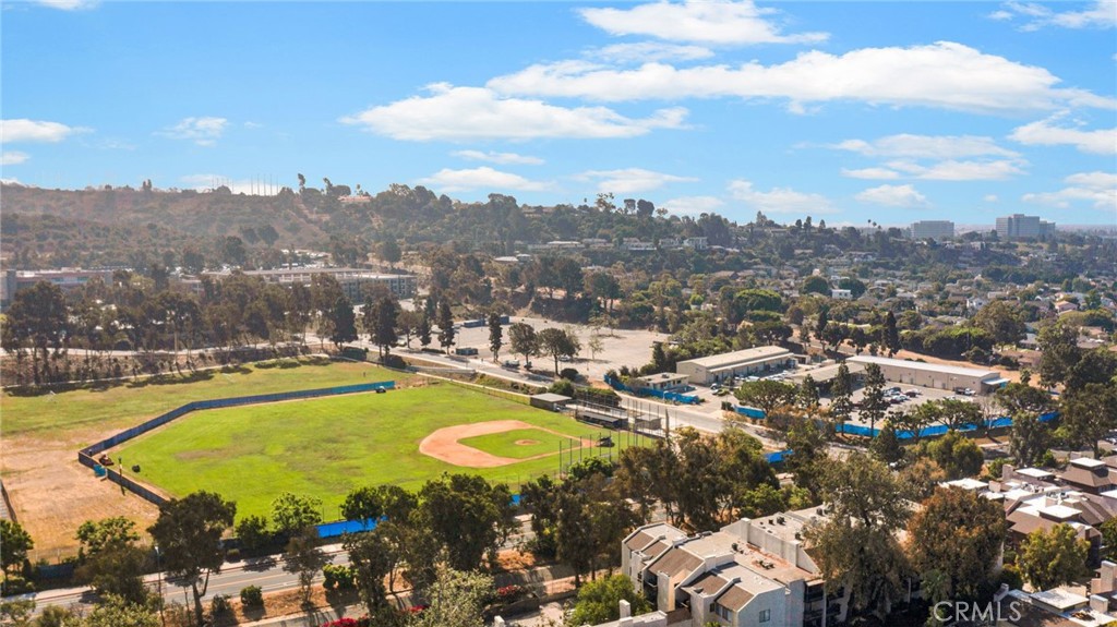 11108 Summertime Lane Culver City, CA 90230 - Photo 31 of 35 a view of a swimming pool and lake view