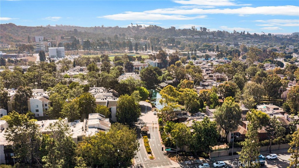 11108 Summertime Lane Culver City, CA 90230 - Photo 32 of 35 a view of a city