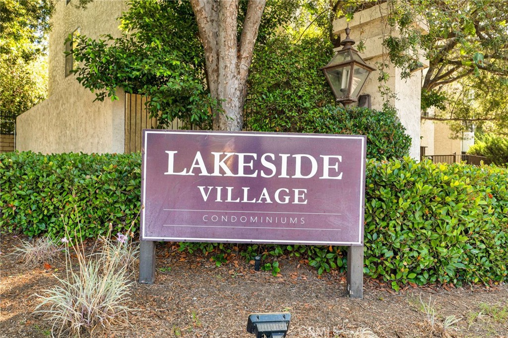 11108 Summertime Lane Culver City, CA 90230 - Photo 34 of 35 a sign on the side of a building