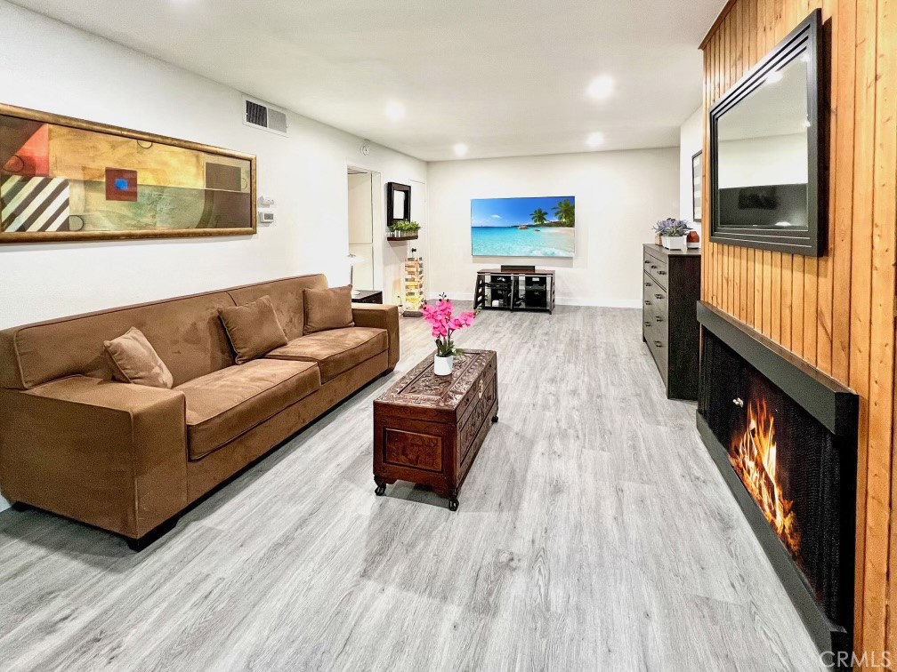 11108 Summertime Lane Culver City, CA 90230 - Photo 8 of 35 a living room with furniture and a flat screen tv