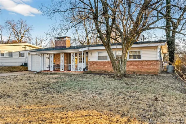 $179,000 | 2320 Cherry Lane, Florissant, MO 63033