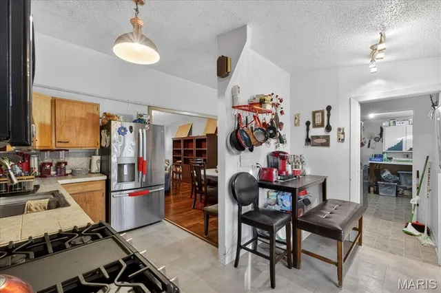 $179,000 | 2320 Cherry Lane, Florissant, MO 63033