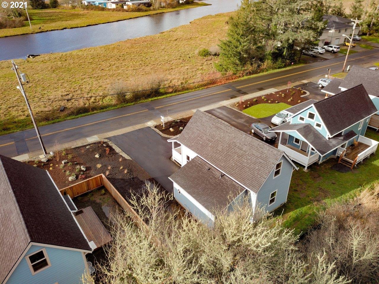 361 North Wahanna Road Seaside, OR 97138 - Photo 4 of 31 Gallery Image 4