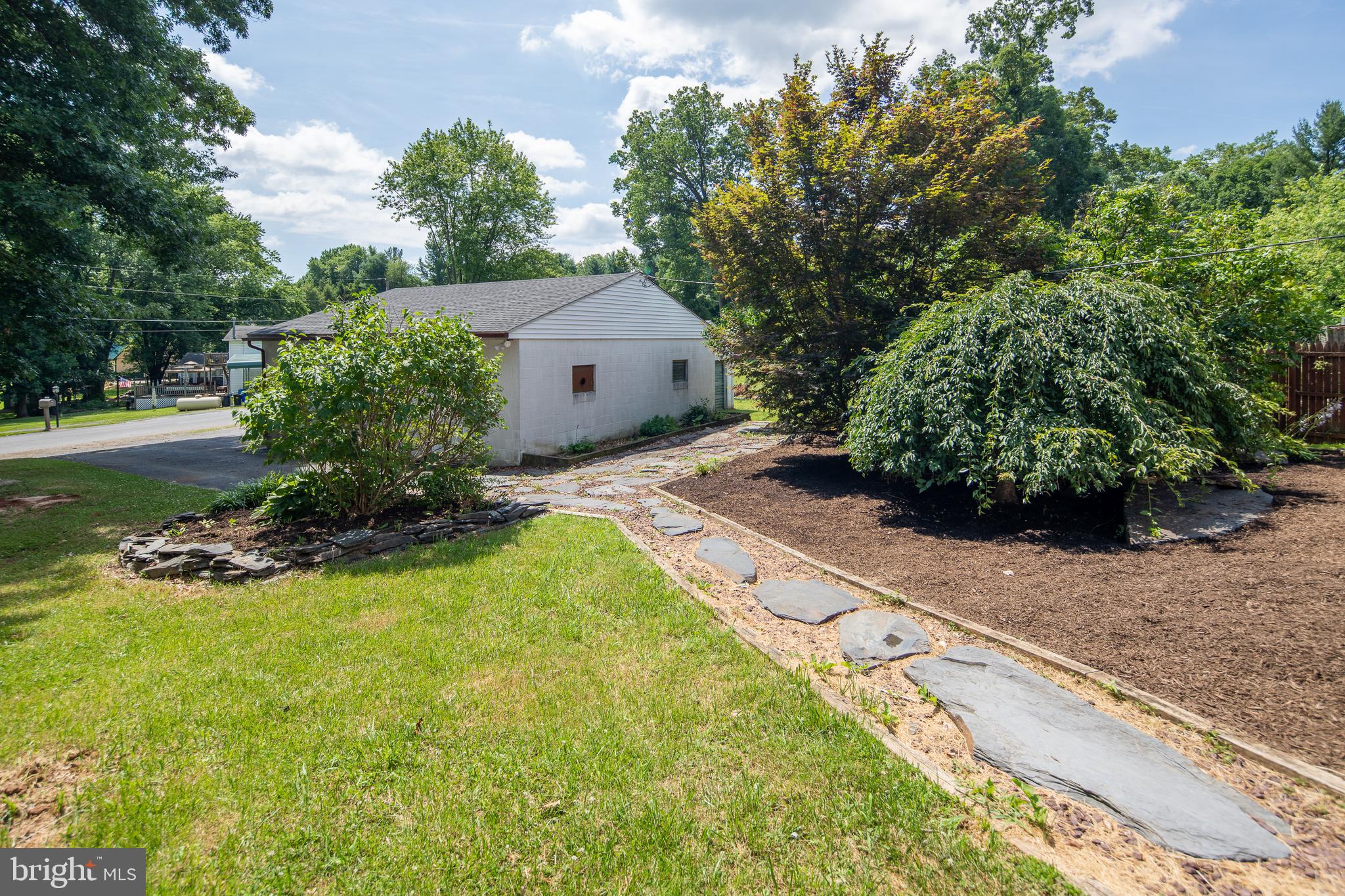 56 Corn Tassel Road Delta, PA 17314 - Photo 6 of 37 Gallery Image 6