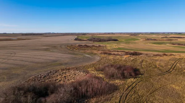 $1 | 53 1/2 Avenue, Rolla, ND 58363