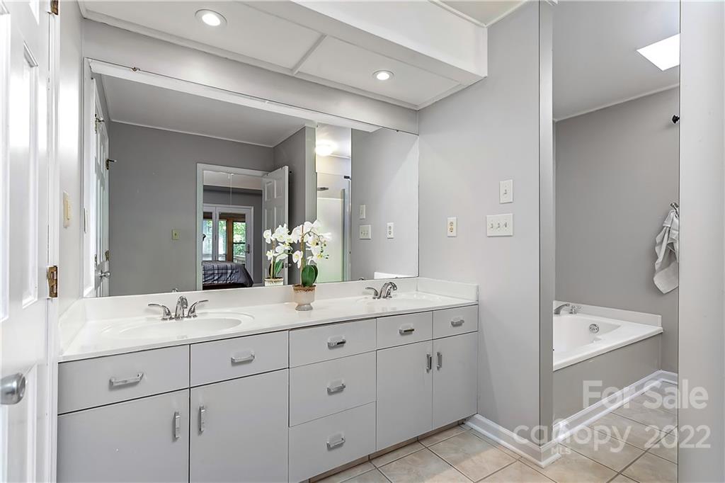 25054 Timberlake Drive Tega Cay, SC 29708 - Photo 13 of 25 Gallery Image 13