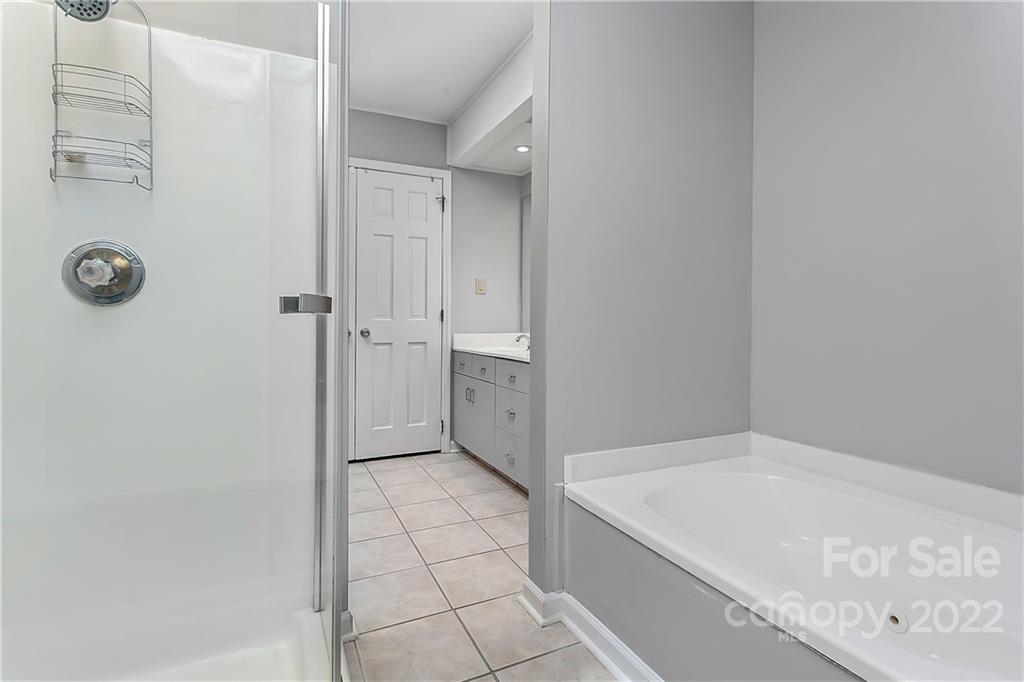 25054 Timberlake Drive Tega Cay, SC 29708 - Photo 14 of 25 Gallery Image 14
