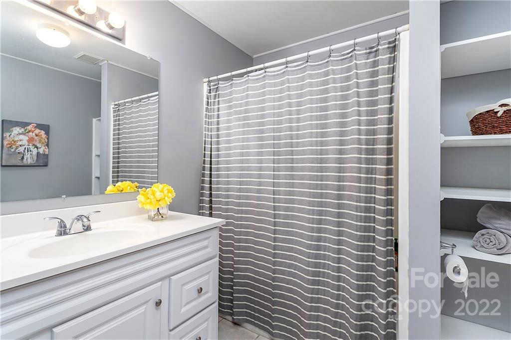 25054 Timberlake Drive Tega Cay, SC 29708 - Photo 17 of 25 Gallery Image 17