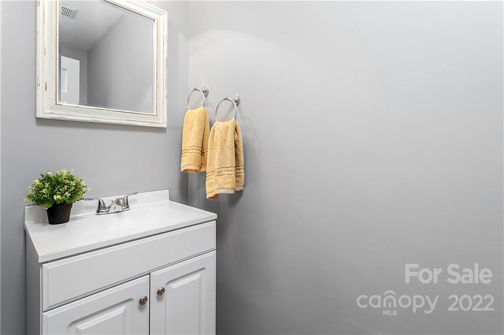25054 Timberlake Drive Tega Cay, SC 29708 - Photo 8 of 25 Gallery Image 8