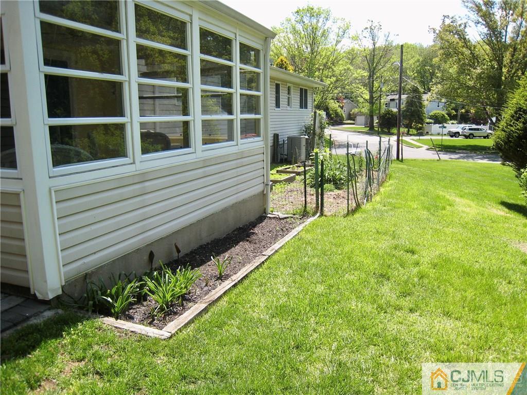 36 Stearns Road East Brunswick, NJ 08816 - Photo 18 of 25 Gallery Image 18