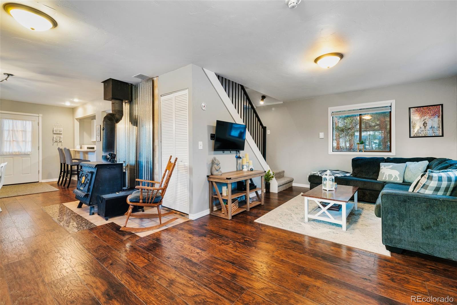 3557 Stagestop Road Jefferson, CO 80456 - Photo 10 of 49 Gallery Image 10