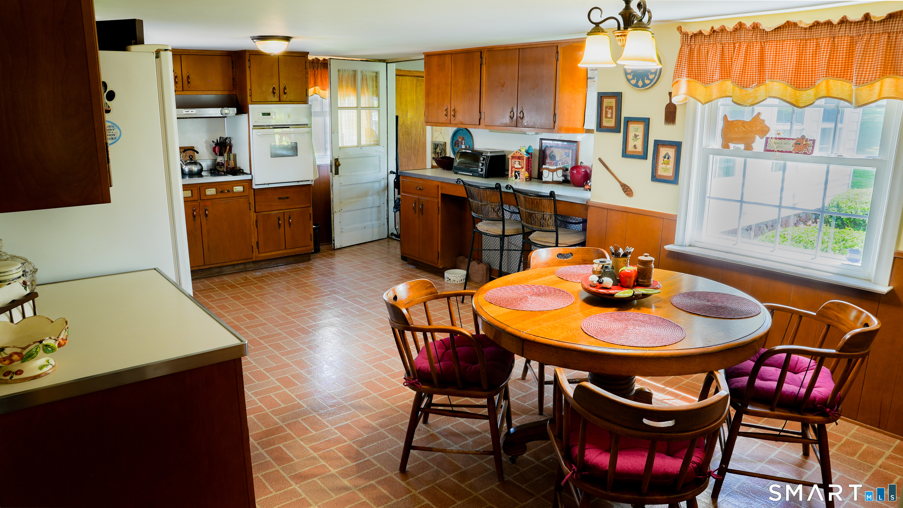 78 West District Road Farmington, CT 06085 - Photo 13 of 32 Gallery Image 13
