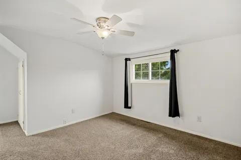 $279,900 | 3684 South 33rd Street, Greenfield, WI 53221