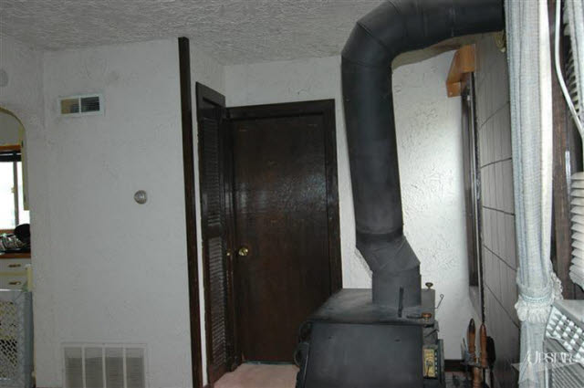 16929 Trammel Road Harlan, IN 46743 - Photo 4 of 5 Gallery Image 4