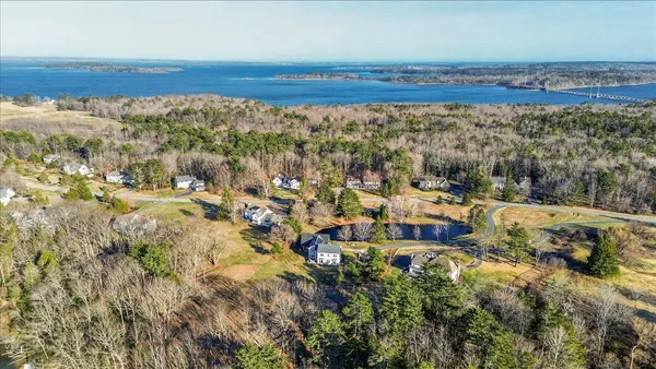 $2,745,000 | 22 Royall Point Road, Yarmouth, ME 04096