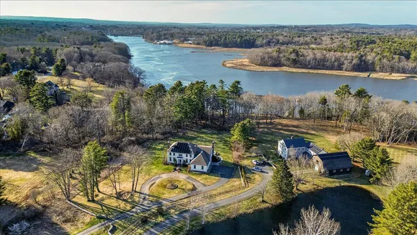$2,745,000 | 22 Royall Point Road, Yarmouth, ME 04096